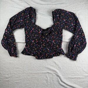 Blue Life Women’s Medium, Lonfg Sleeve Black Floral‎ Smock back, Blouse